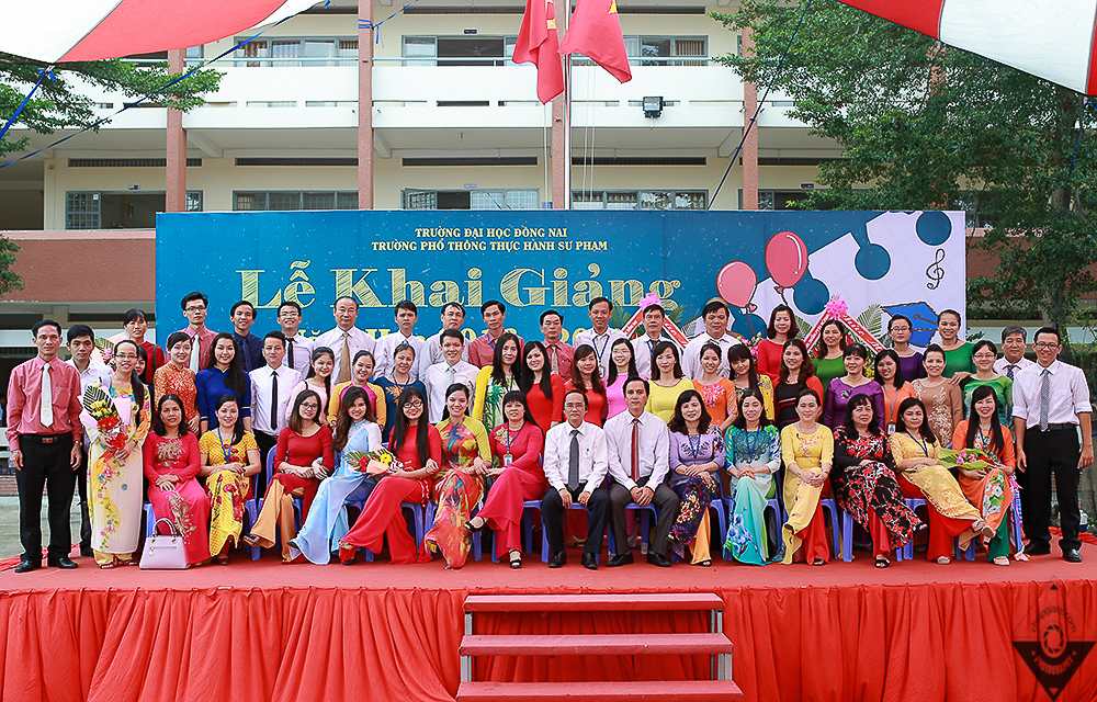 lễ khai giảng