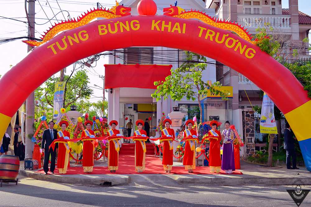 lễ khai trương