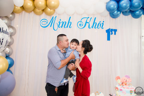 CHỤP HÌNH THÔI NÔI bé Minh Khôi | nhà hàng Minh Phú