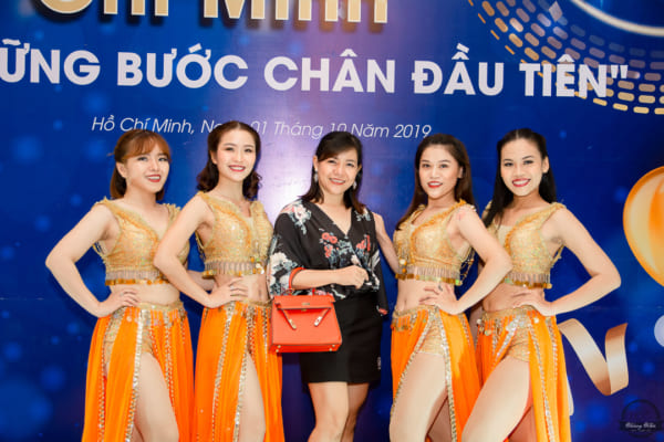 Quay phim sinh nhật công ty