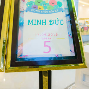 Chụp hình thôi bôi bé Tin | Nhà hàng QUEEN PLAZA