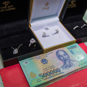 Chụp phóng sự đám hỏi