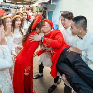 Chụp ảnh lễ đính hôn Văn Tạo - Bích Vân tại quận 1