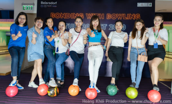 Chụp hình sự kiện Bonding With Bowling công ty Beiersdorf