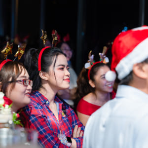 Báo giá chụp ảnh sự kiện công ty vui chơi noel