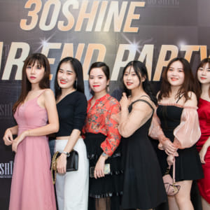 Dịch vụ chụp ảnh tiệc tất niên 30SHINE tại HCM