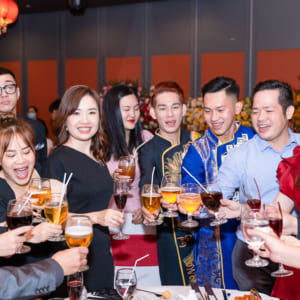 chụp hình sự kiện year end party công ty Elmich