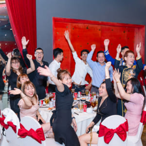 chụp hình sự kiện year end party công ty Elmich