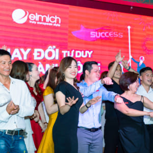 chụp hình sự kiện year end party công ty Elmich