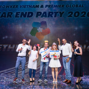 Chụp hình sự kiện year end party nhà hàng Vạn Lộc Phát Bình Dương