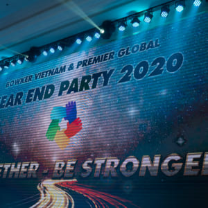 Chụp hình sự kiện year end party nhà hàng Vạn Lộc Phát Bình Dương