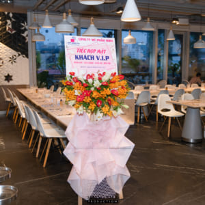 sự kiện họp mặt tri ân khách hàng buffet Hoàng Yến
