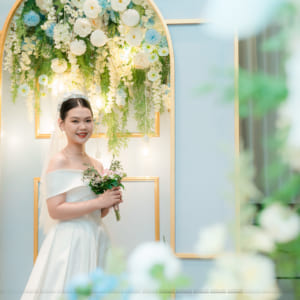 Tiệc báo hỷ tone màu trong trẻo tại Tòa Nhà Sự Kiện Gala Royale
